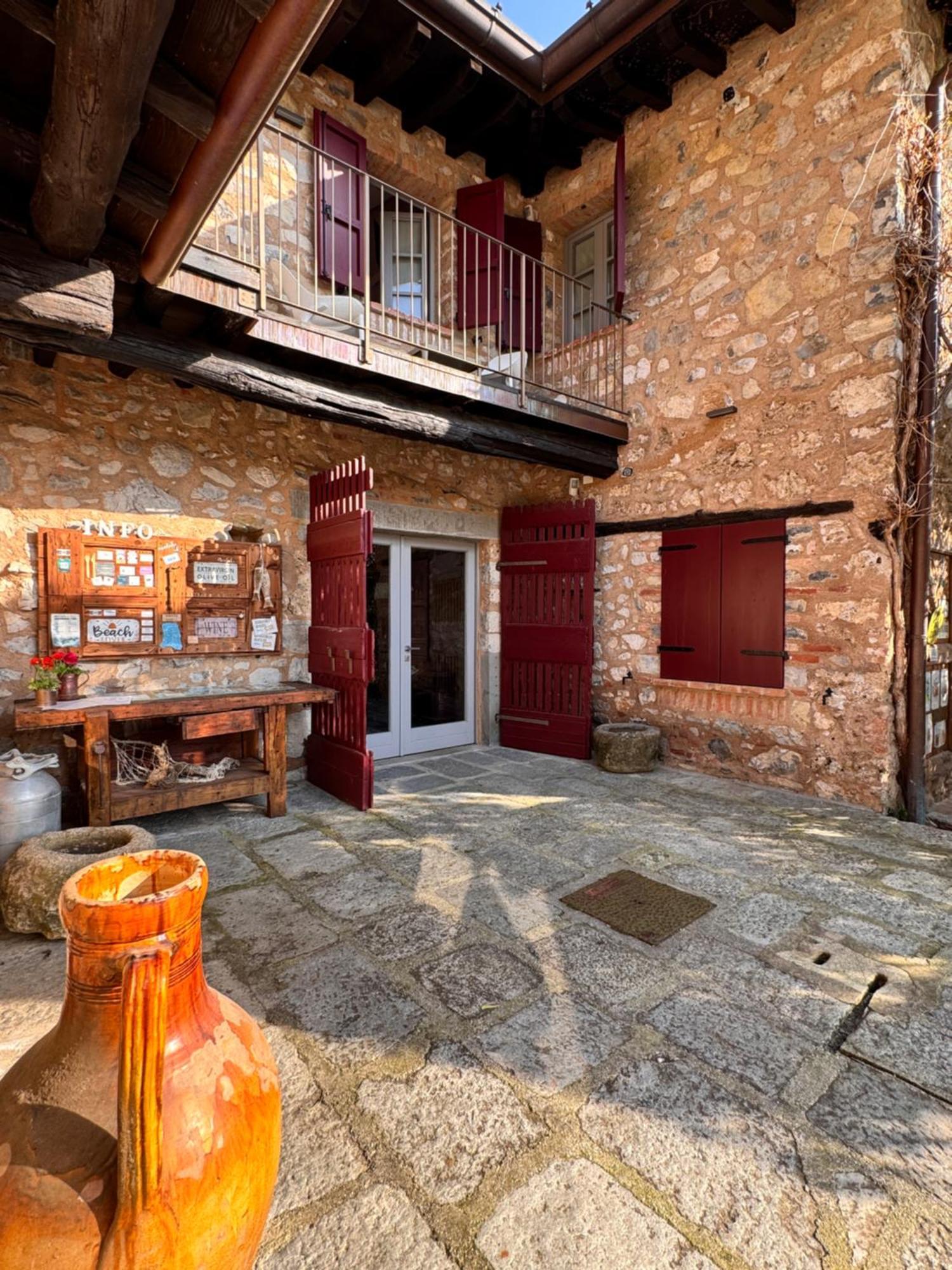 Agriturismo Cascina Carai Marone Ngoại thất bức ảnh